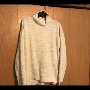 Off White turtle neck sweater - size xl